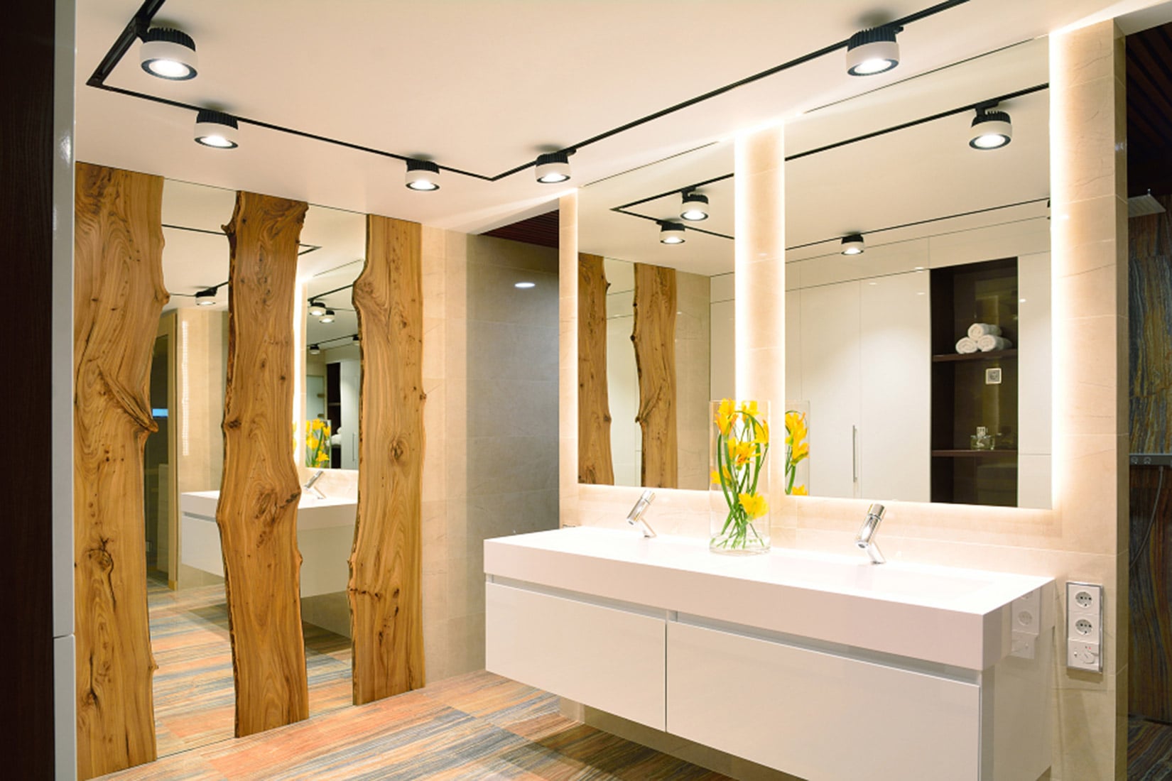 С нами всегда можно связаться